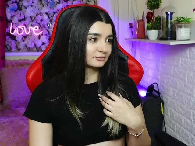 Live sex webcam photo for JellyJux #276484999