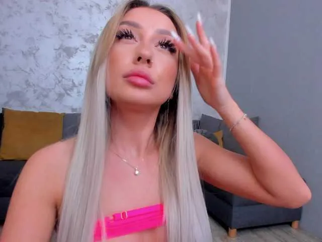 Live sex webcam photo for JellyPie #288053359