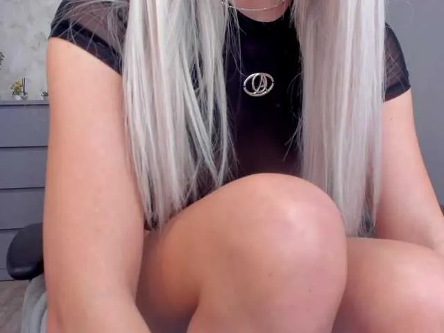 Live sex webcam photo for JellyPie #288053401