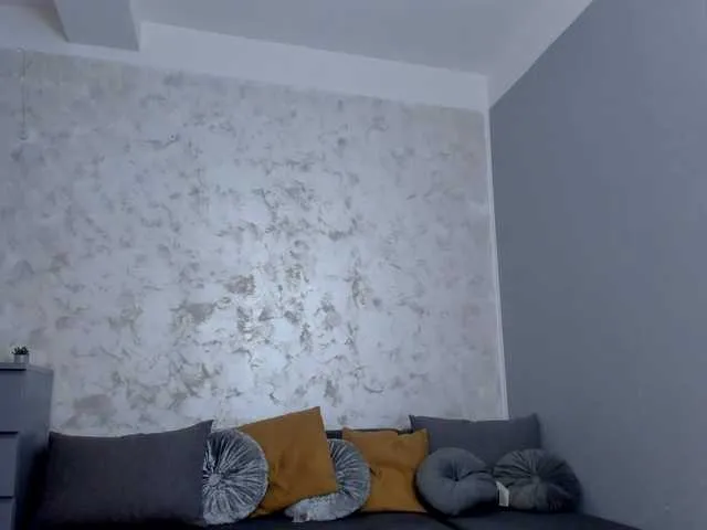 Live sex webcam photo for JellyPie #288053405