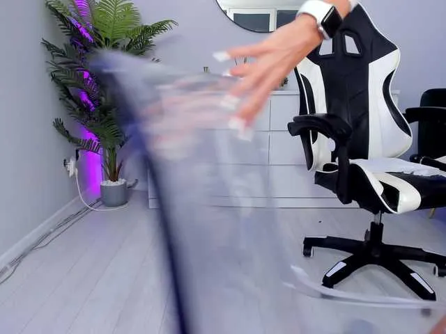 Live sex webcam photo for JellyPie #289715167