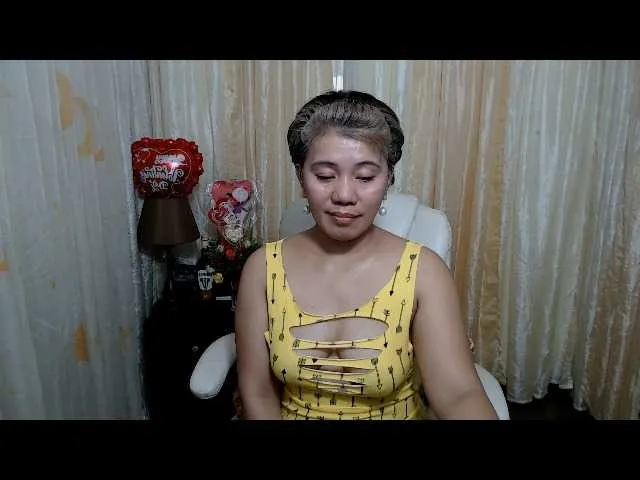 Live sex webcam photo for Jem34 #277349601