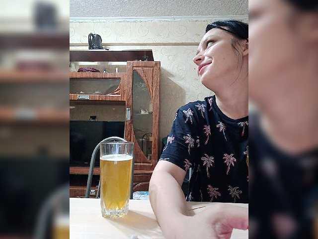 Live sex webcam photo for Jen29111990 #273849241