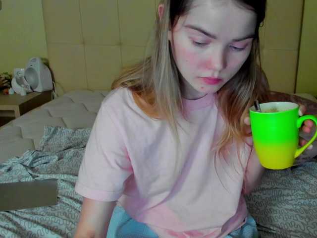 Live sex webcam photo for Jenifer-Norman #277636174