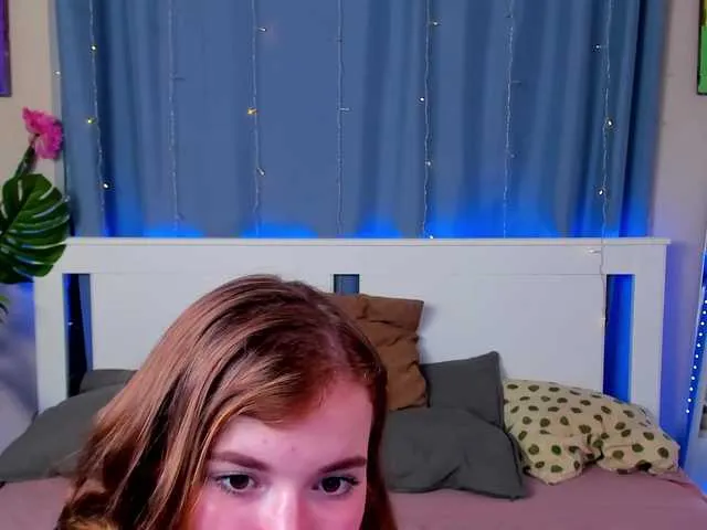 Live sex webcam photo for JenitaKolman #273466016