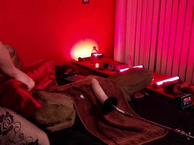 Live sex webcam photo for JennStarXXX #276433757