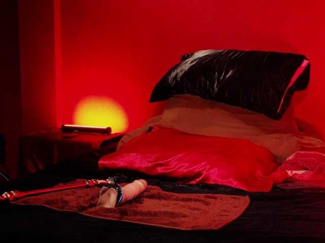 Live sex webcam photo for JennStarXXX #276550896