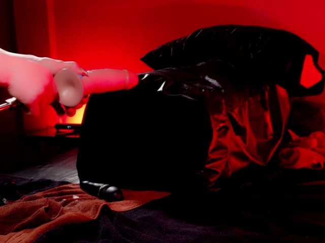 Live sex webcam photo for JennStarXXX #276671360