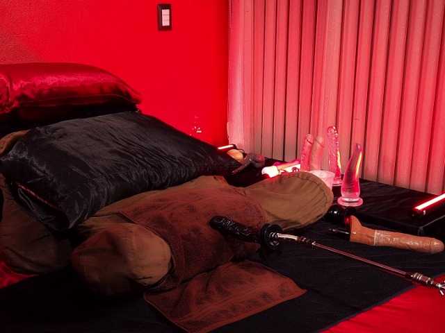 Live sex webcam photo for JennStarXXX #276805584