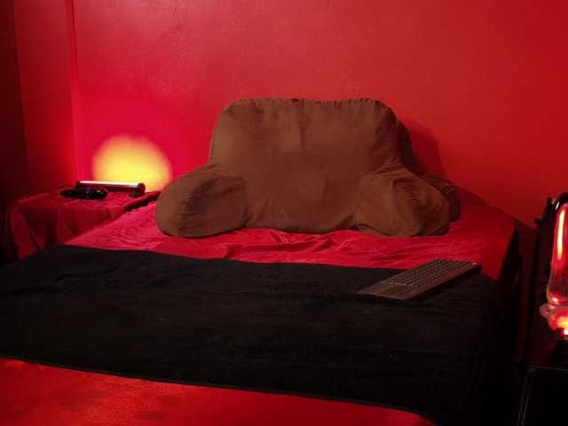 Live sex webcam photo for JennStarXXX #277272879