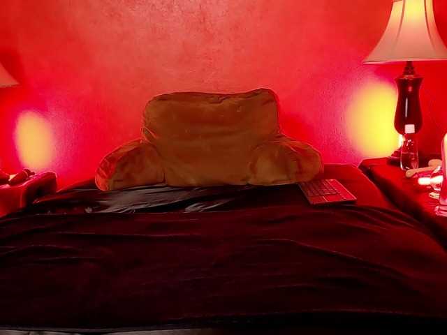 Live sex webcam photo for JennStarXXX #277503207