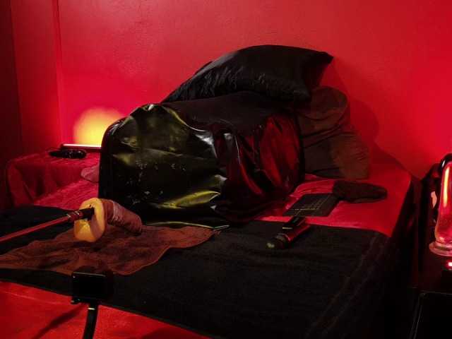 Live sex webcam photo for JennStarXXX #278393942