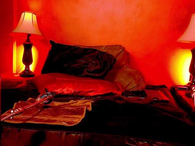 Live sex webcam photo for JennStarXXX #283771410