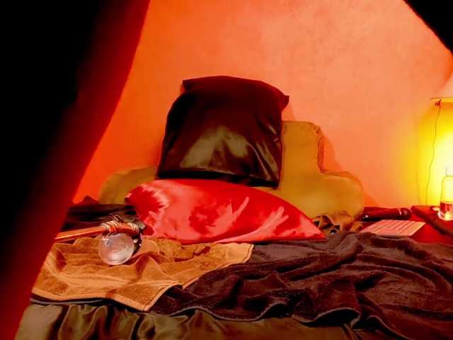 Live sex webcam photo for JennStarXXX #290455722