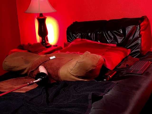 Live sex webcam photo for JennStarXXX #291037504