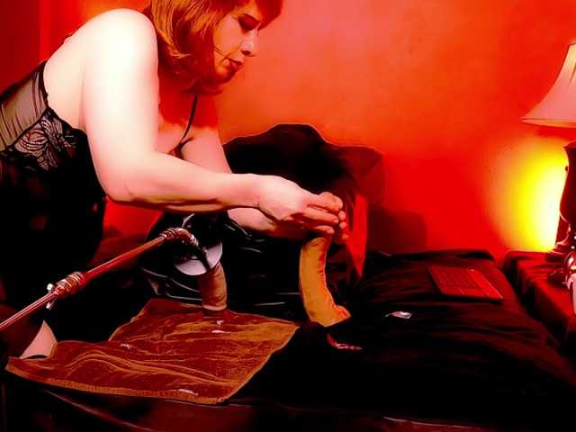 Live sex webcam photo for JennStarXXX #291342283