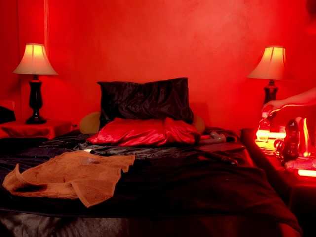 Live sex webcam photo for JennStarXXX #291631455