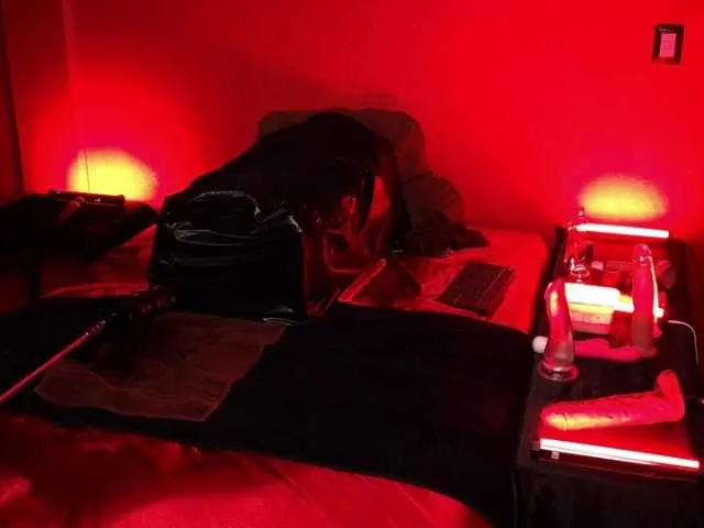 Live sex webcam photo for JennStarXXX #292609094