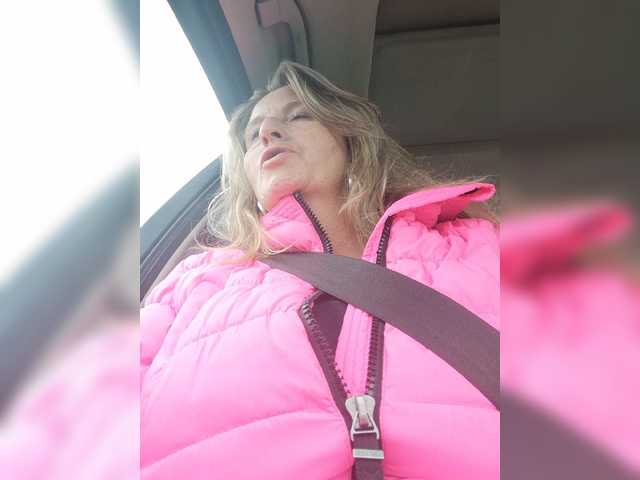 Live sex webcam photo for JennaDeluxe #288022542