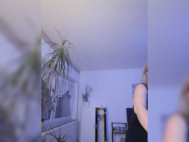 Live sex webcam photo for JennaDeluxe #288022559