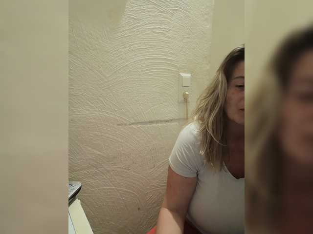 Live sex webcam photo for JennaDeluxe #288022576