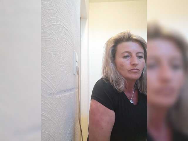 Live sex webcam photo for JennaDeluxe #288022601