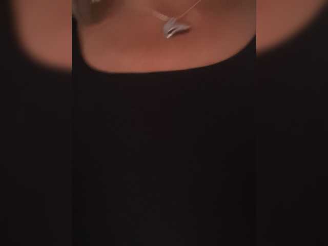 Live sex webcam photo for JennaDeluxe #288022614