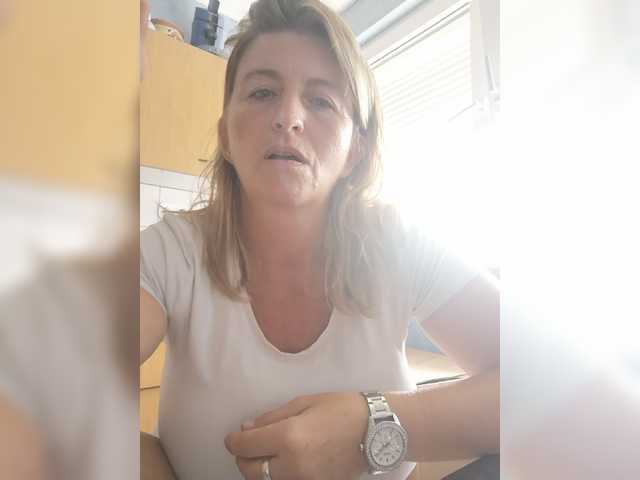 Live sex webcam photo for JennaDeluxe #288022655