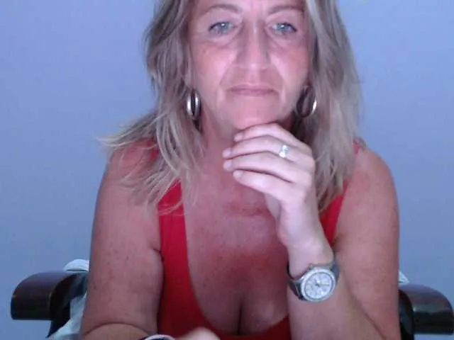 Live sex webcam photo for JennaDeluxe #288022669