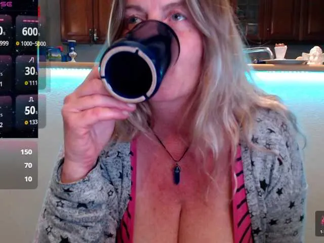 Live sex webcam photo for JennaDeluxe #293001273