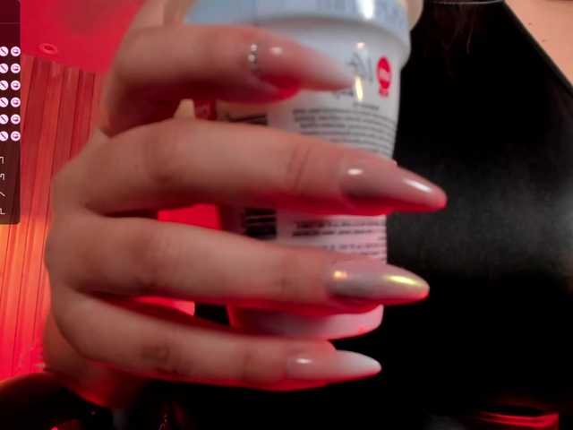 Live sex webcam photo for JennaOlson #276737693