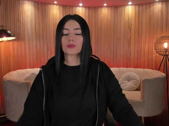 Live sex webcam photo for JennaOlson #291069749