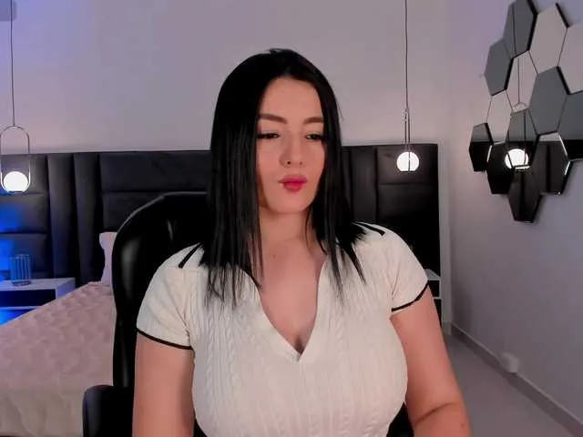 Live sex webcam photo for JennaOlson #291379038