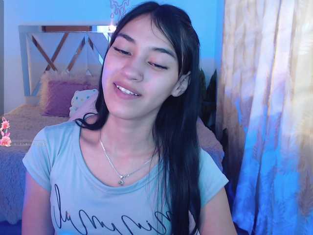 Live sex webcam photo for Jenner-tay #277919052