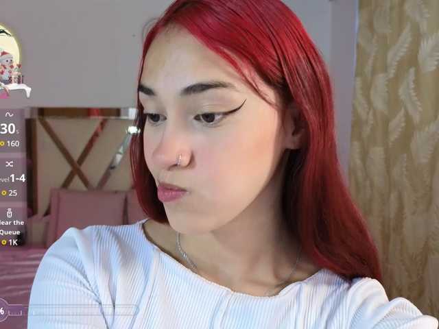 Live sex webcam photo for Jenner-tay #290241658
