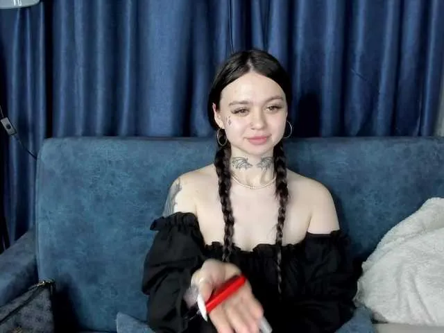 Live sex webcam photo for Jennifer-Miller #277123994