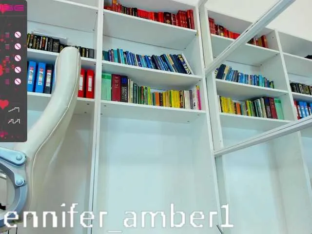 Live sex webcam photo for JenniferAmber #272906237
