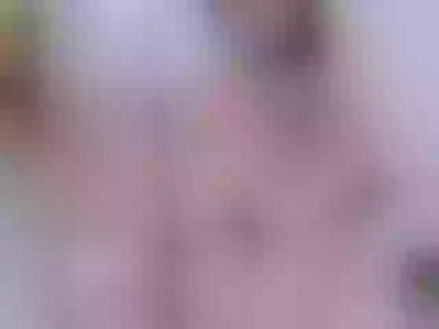 Live sex webcam photo for JenniferBomb #271992494