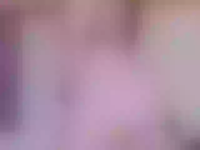 Live sex webcam photo for JenniferBomb #273498035