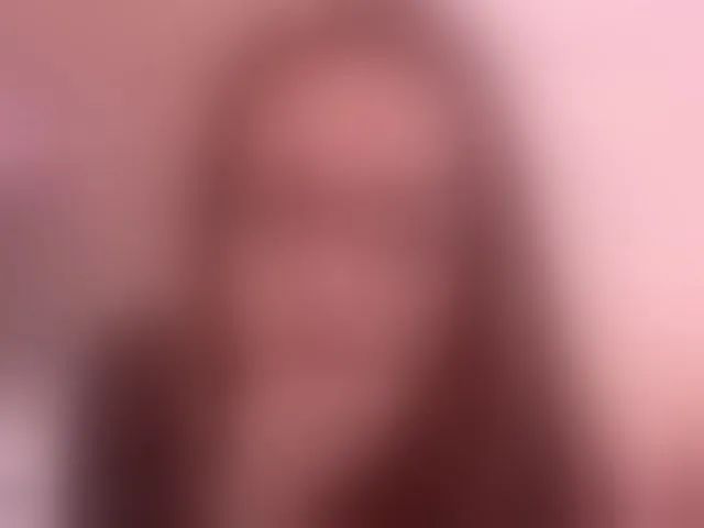 Live sex webcam photo for JenniferBomb #294025639