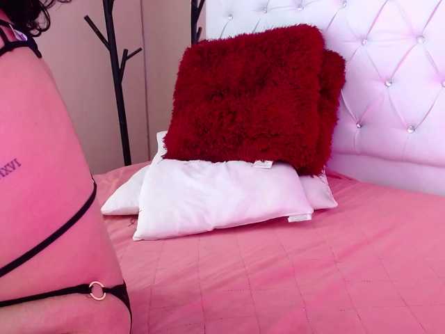 Live sex webcam photo for JenniferLucch #273153631