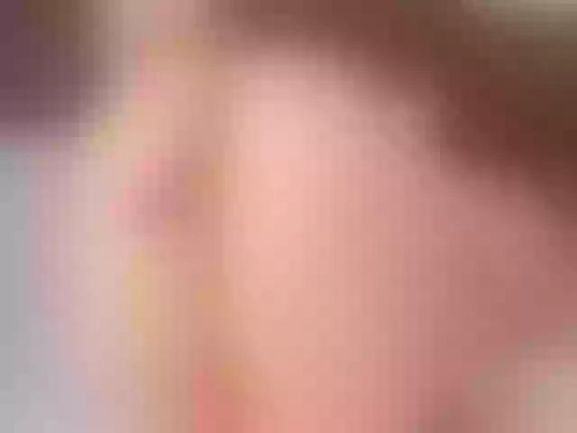Live sex webcam photo for JenniferLuvv #272448871