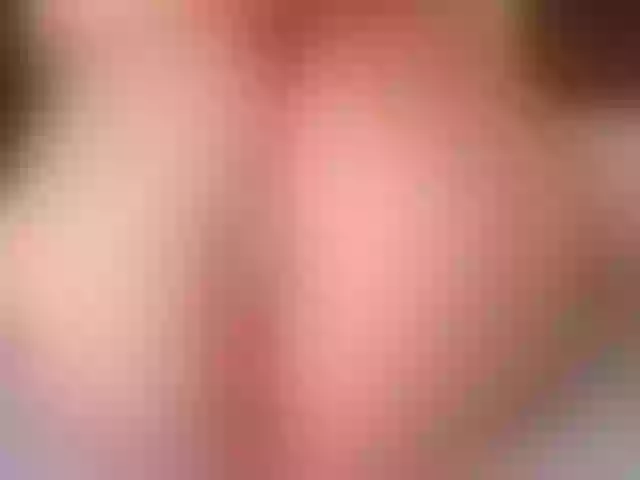 Live sex webcam photo for JenniferLuvv #272630587