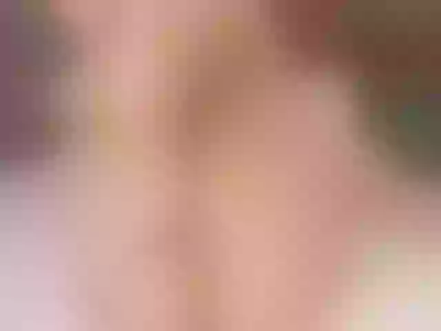 Live sex webcam photo for JenniferLuvv #273590095