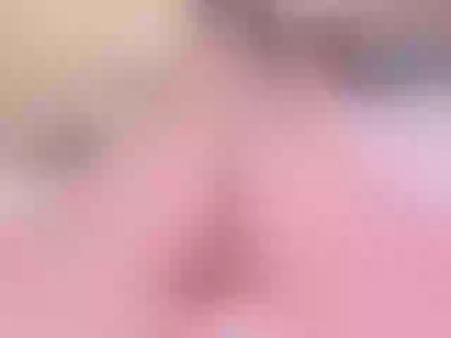 Live sex webcam photo for JenniferLuvv #273920355