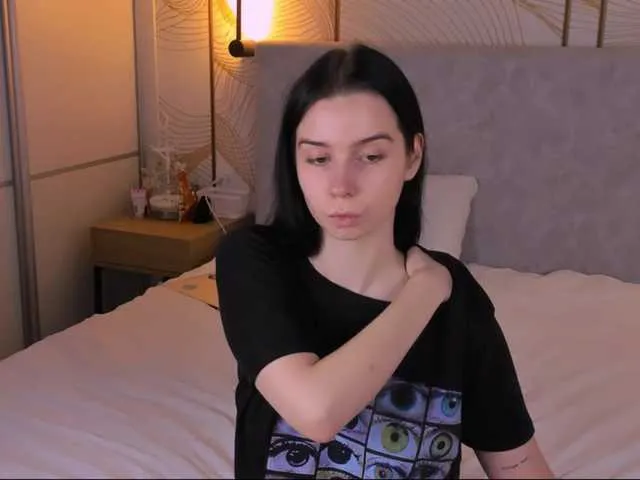 Live sex webcam photo for Jenniferwils #277182836