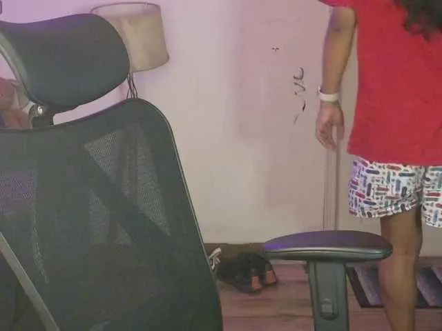 Live sex webcam photo for Jenny22 #291181380