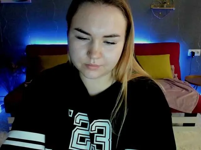 Live sex webcam photo for JennyAttal #275654913