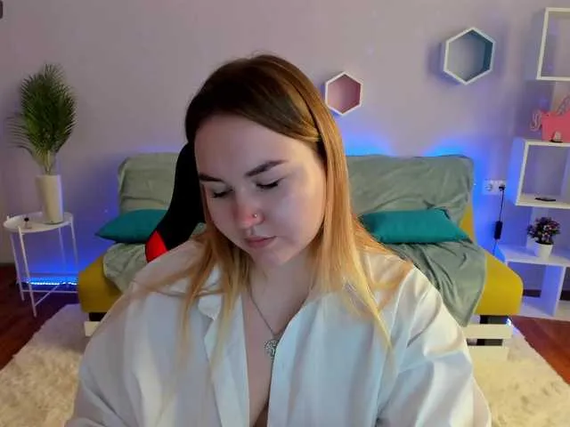 Live sex webcam photo for JennyAttal #275995853