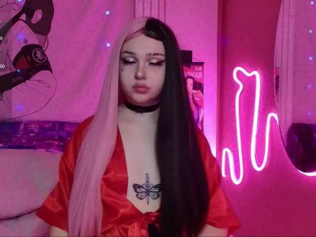 Live sex webcam photo for JennyBroer #278083176